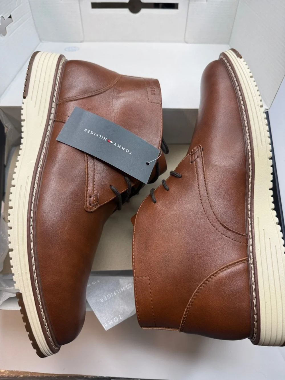 Tommy Hilfiger Men's Harbin Elevated Chukka Boots- Size 9M